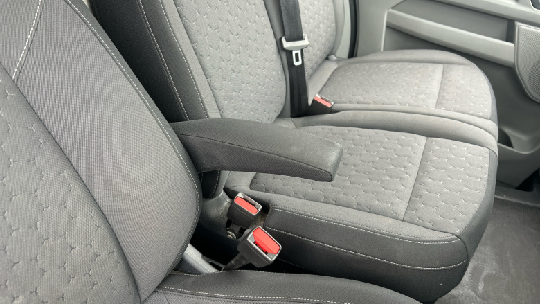 Ford Transit Custom 300 L1 Diesel Fwd 2.0 EcoBlue 136ps H1 Van Limited